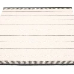 Pappelina Belle Black Runner Rug