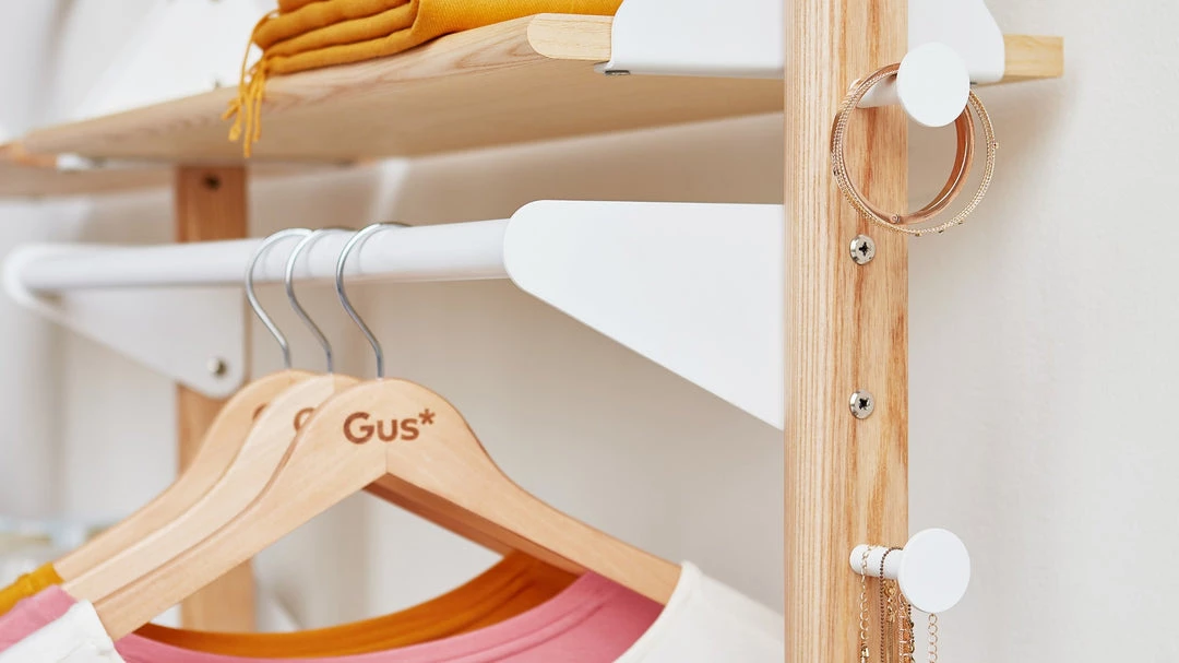 Gus Branch Hangbar 4 Gus Branch Hangbar