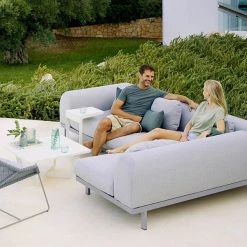 Cane-Line Breeze Lounge Chair In Light Grey Weave