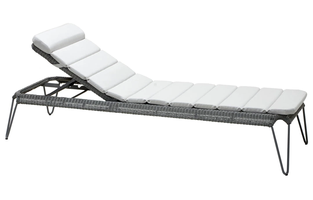 Cane-Line Breeze Stackable Sunbed 7 Cane-Line Breeze Stackable Sunbed