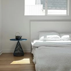 Bend Cono Side Table