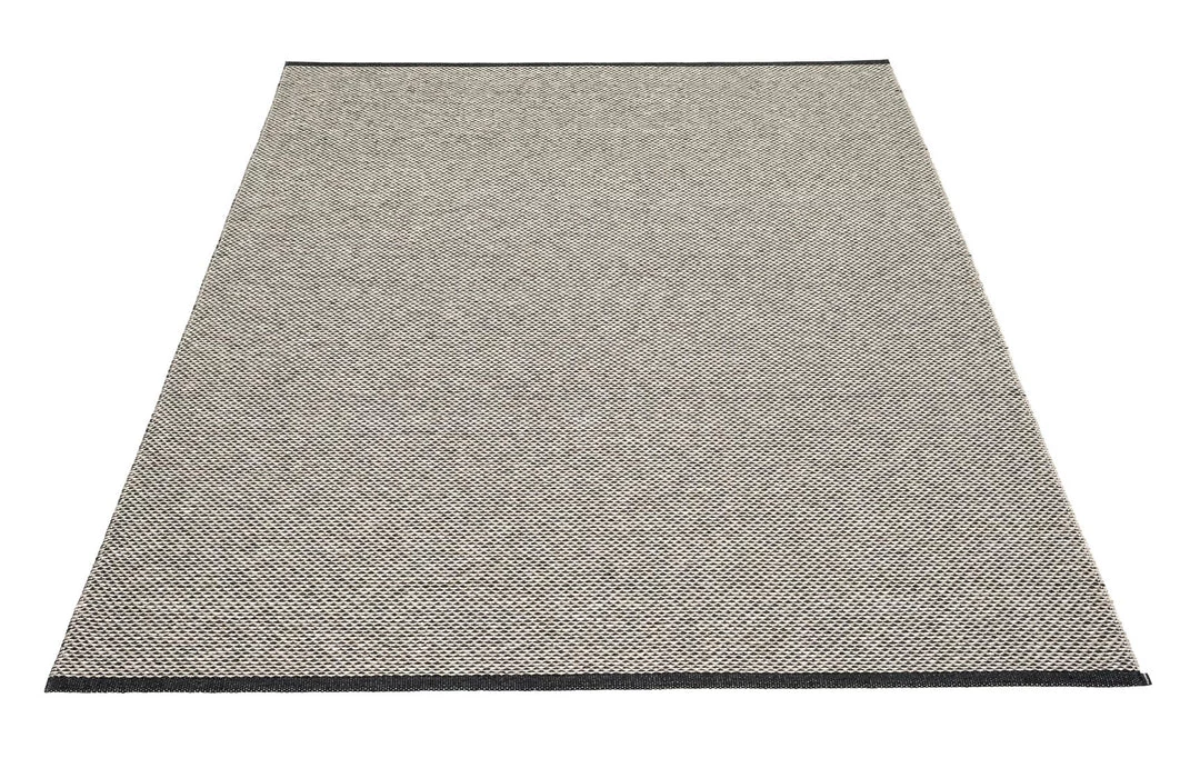 Pappelina Effi Black Runner Rug 16 Pappelina Effi Black Runner Rug