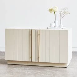 Gus Elora Cabinet