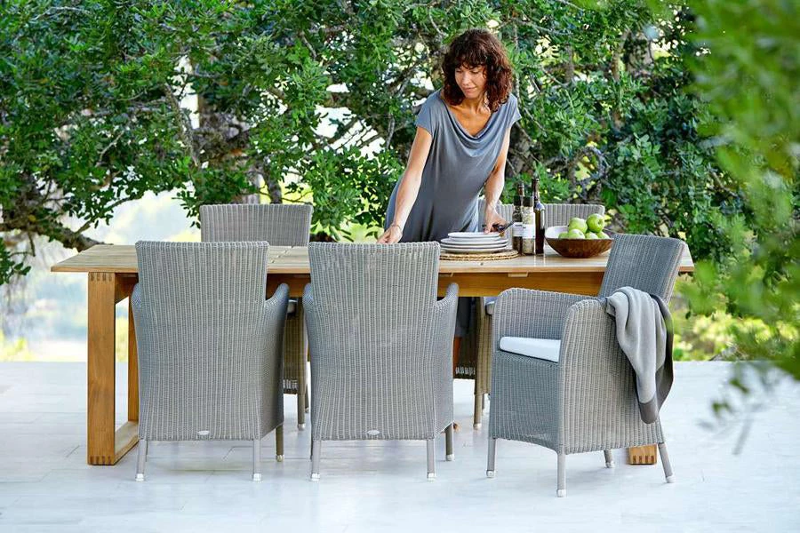 Cane-Line Endless Rectangle Dining Table 8 Cane-Line Endless Rectangle Dining Table