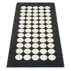 Pappelina Fia Black & Vanilla Runner Rug