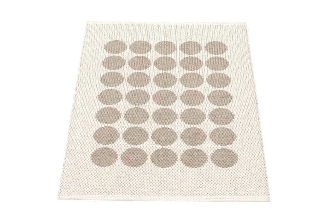 Pappelina Fia Mud & Vanilla Runner Rug 4 Pappelina Fia Mud & Vanilla Runner Rug
