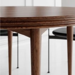 DK3 Groove Round Table