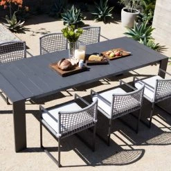Harbour Outdoor Hayman Dining Table