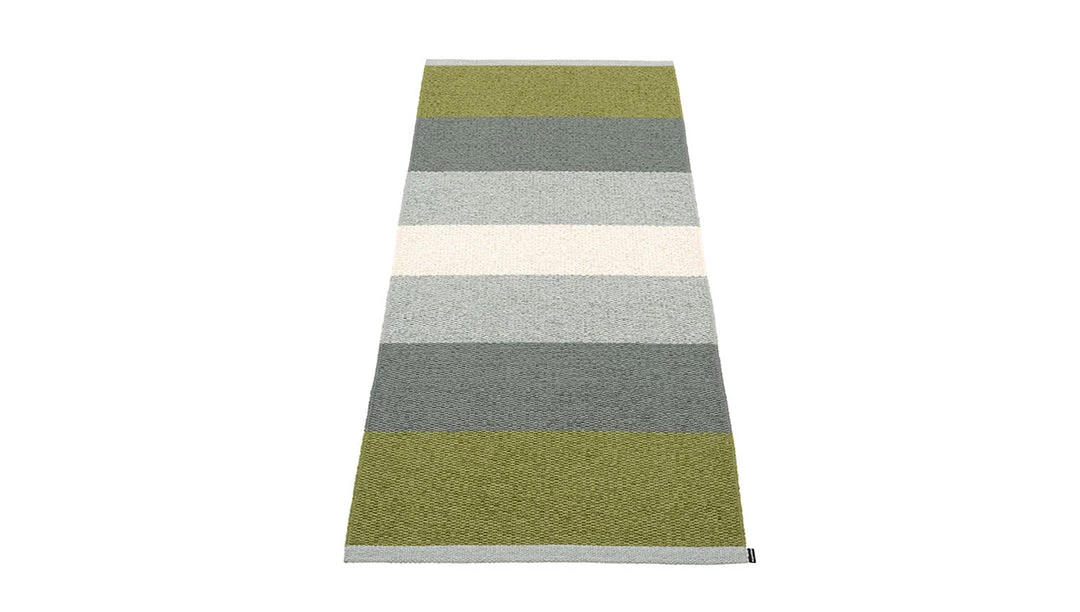 Pappelina Kim Olive Plastic Rug 4 Pappelina Kim Olive Plastic Rug