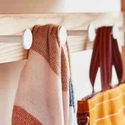 Gus Gus Modern Branch Hook Rail