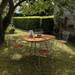 Houe Leaf Outdoor Dining Table