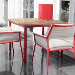 Mamagreen Andy Dining Table