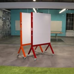 Scale 1:1 Marc Mobile Marker Board