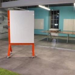 Scale 1:1 Marc Mobile Marker Board