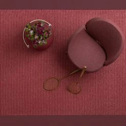 Pappelina Mono Blush & Dark Red Rug