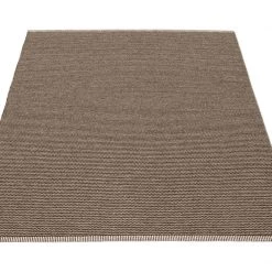 Pappelina Mono Dark Brown & Dark Linen Rug 38 Pappelina Mono Dark Brown & Dark Linen Rug