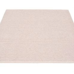 Pappelina Mono Pale Rose & Ballet Rug
