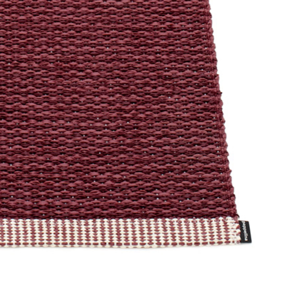 Pappelina Mono Zinfandel & Rose Taupe Rug Rugs 5 Pappelina Mono Zinfandel & Rose Taupe Rug Rugs