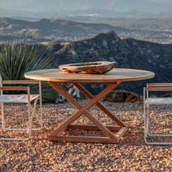 Harbour Outdoor Pacific Round Dining Table