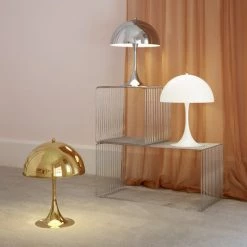 Louis Poulsen Panthella 12.6