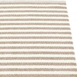 Pappelina Duo Mud & Vanilla Rug