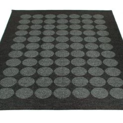 Pappelina Hugo Metallic Black & Black Rug Rugs