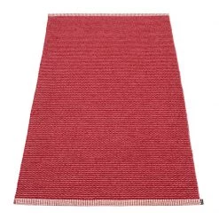 Pappelina Mono Blush & Dark Red Rug