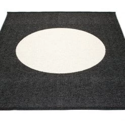Pappelina Vera One Black & Vanilla Rug Rugs