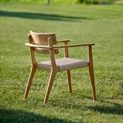 Point Paralel Armchair Club