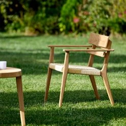 Point Paralel Armchair Club