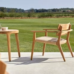 Point Paralel Armchair Club