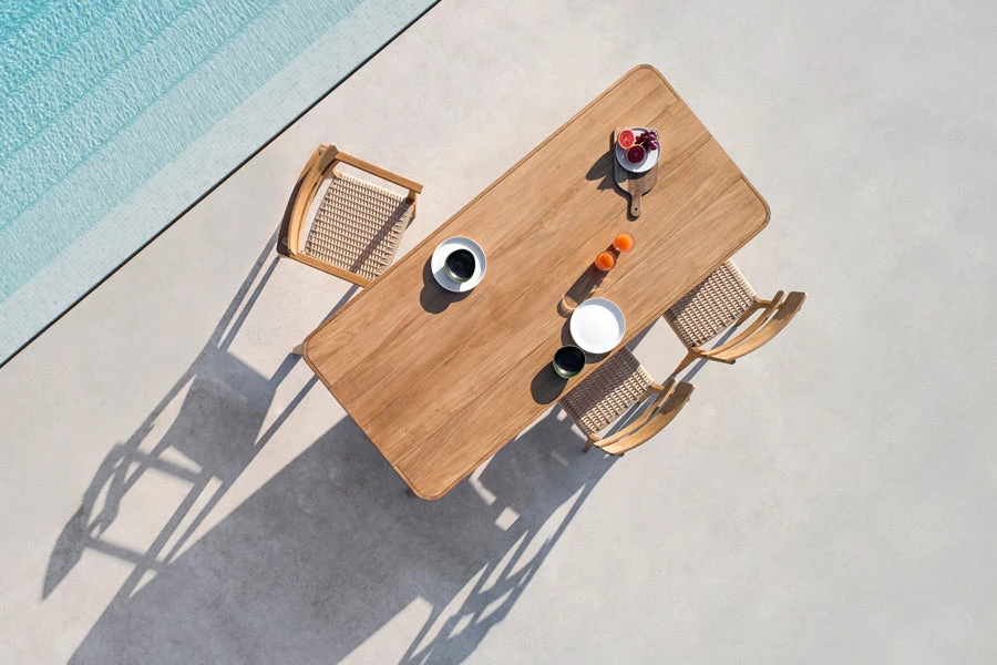 Point Paralel Rectangular Dining Table 9 Point Paralel Rectangular Dining Table