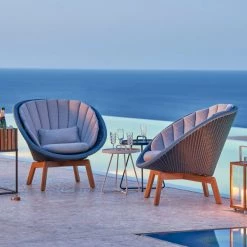 Cane-Line Peacock Weave Outdoor Lounge Chair With Teak Legs