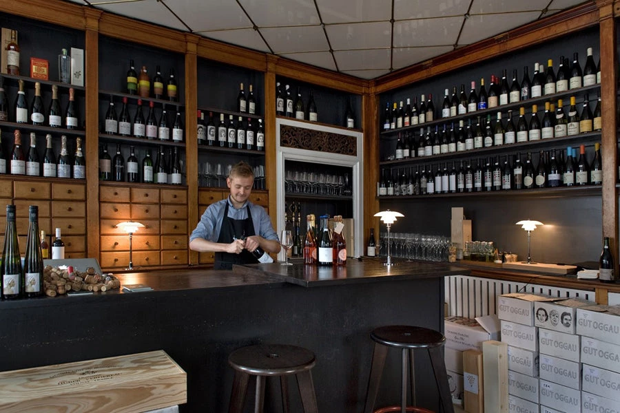 Louis Poulsen PH 2/1 Indoor Table Lamp Modern Lighting 9 Louis Poulsen PH 2/1 Indoor Table Lamp Modern Lighting