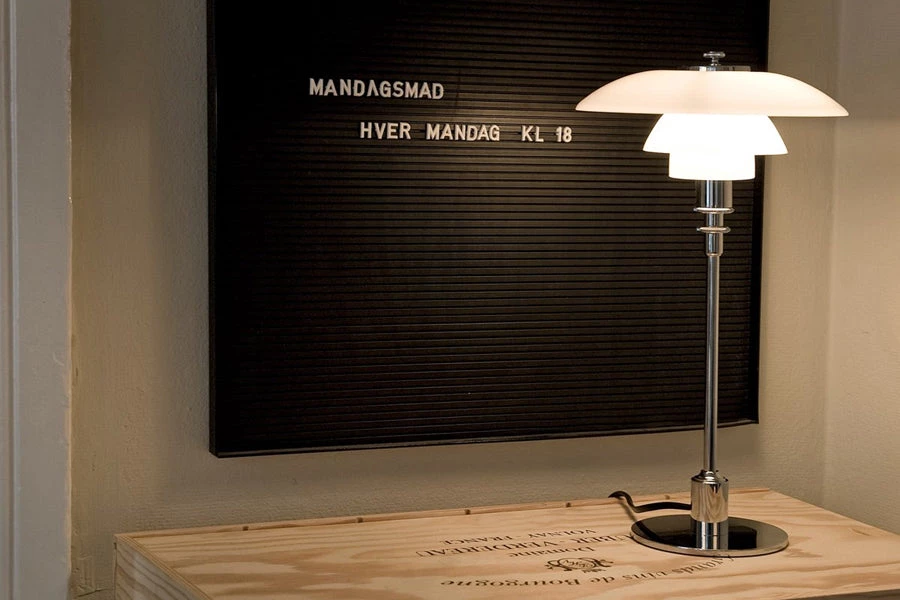 Louis Poulsen PH 2/1 Indoor Table Lamp Modern Lighting 10 Louis Poulsen PH 2/1 Indoor Table Lamp Modern Lighting