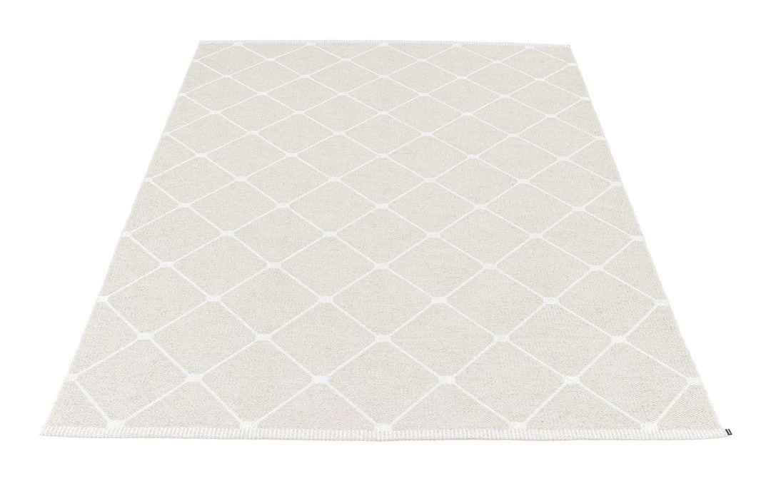 Pappelina Regina Fossil Grey & Vanilla Rug 3 Pappelina Regina Fossil Grey & Vanilla Rug