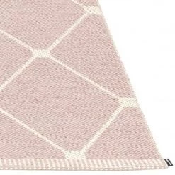 Pappelina Regina Pale Rose & Vanilla Rug