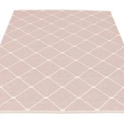 Pappelina Regina Pale Rose & Vanilla Rug