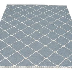 Pappelina Regina Storm & Vanilla Rug