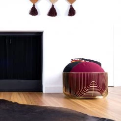 Bend Round Throw Pillow