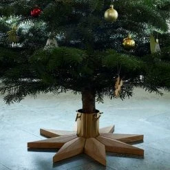 Skagerak Denmark Stella Christmas Tree Base 8 Skagerak Denmark Stella Christmas Tree Base