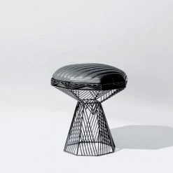 Bend Switch Table/Stool