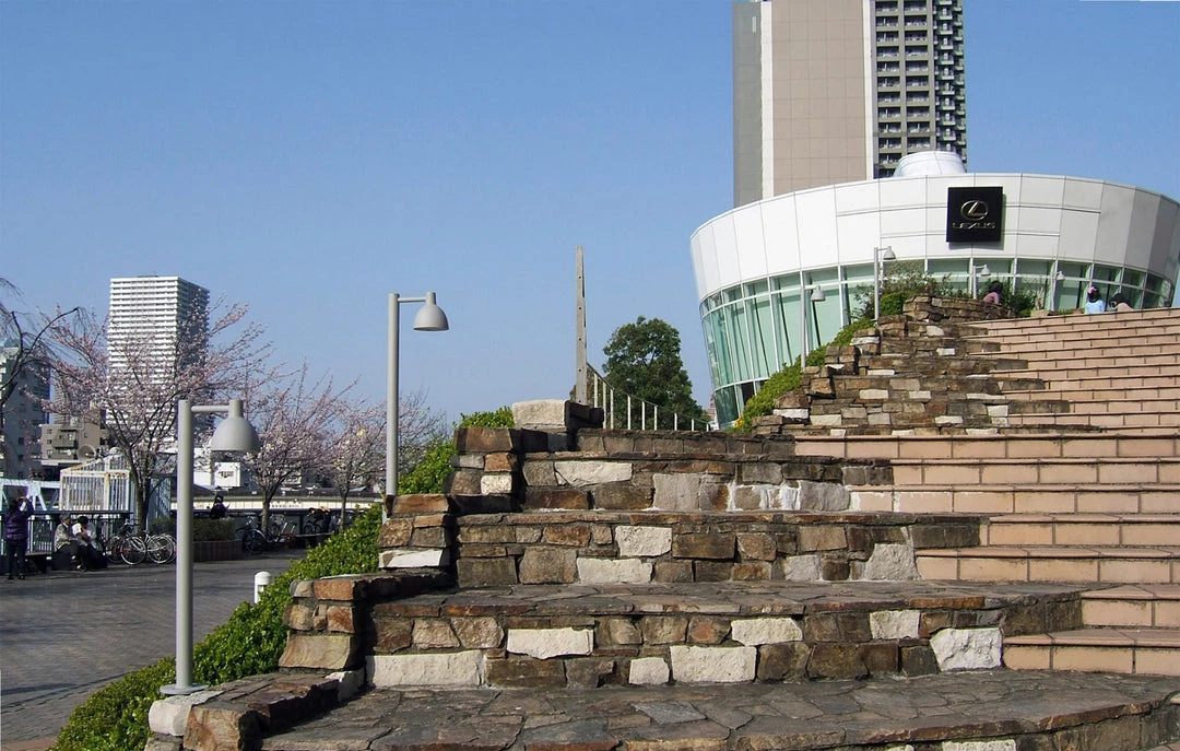 Louis Poulsen Toldbod 6 Inch Outdoor Bollard Light 4 Louis Poulsen Toldbod 6 Inch Outdoor Bollard Light