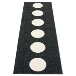 Pappelina Vera Black & Vanilla Runner Rug