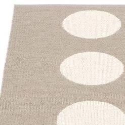 Pappelina Vera Mud & Vanilla Runner Rug