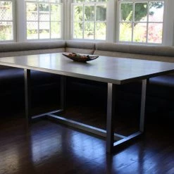 James De Wulf Vue Dining Table